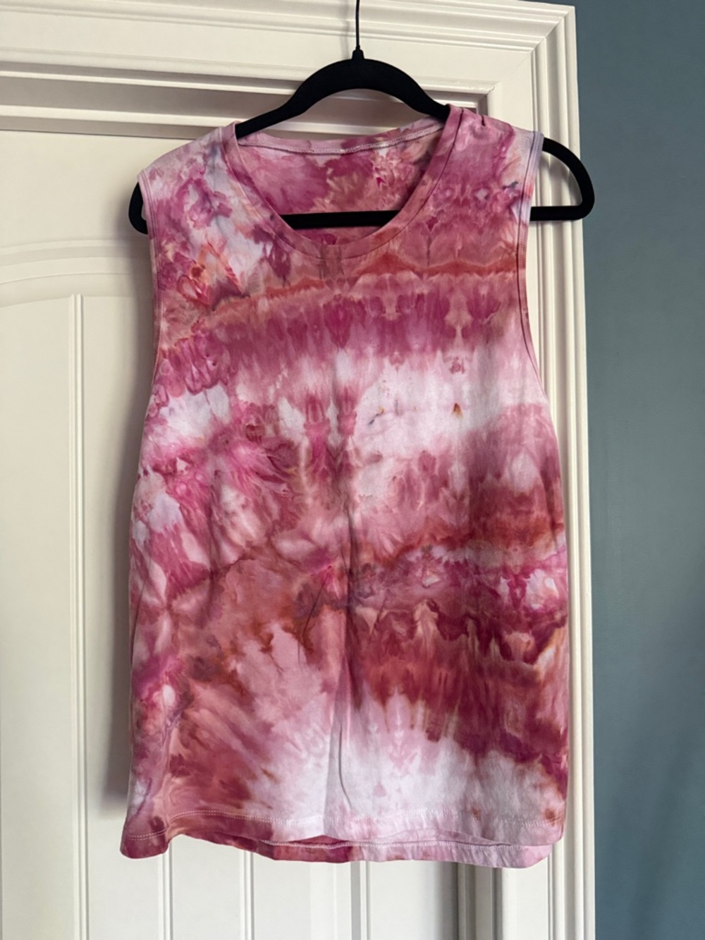Tie-Dye Pink Sleeveless Tank Top